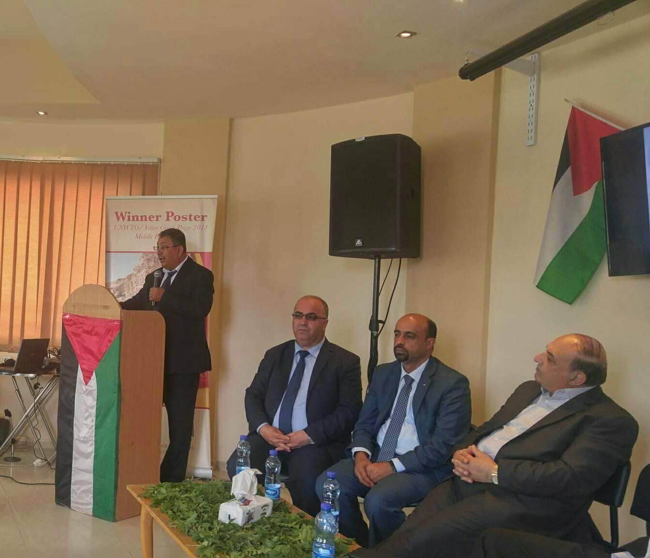 وزارة السياحة والآثار تطلق الحملة الوطنية للتوعية بالتراث الثقافي في الخليل
